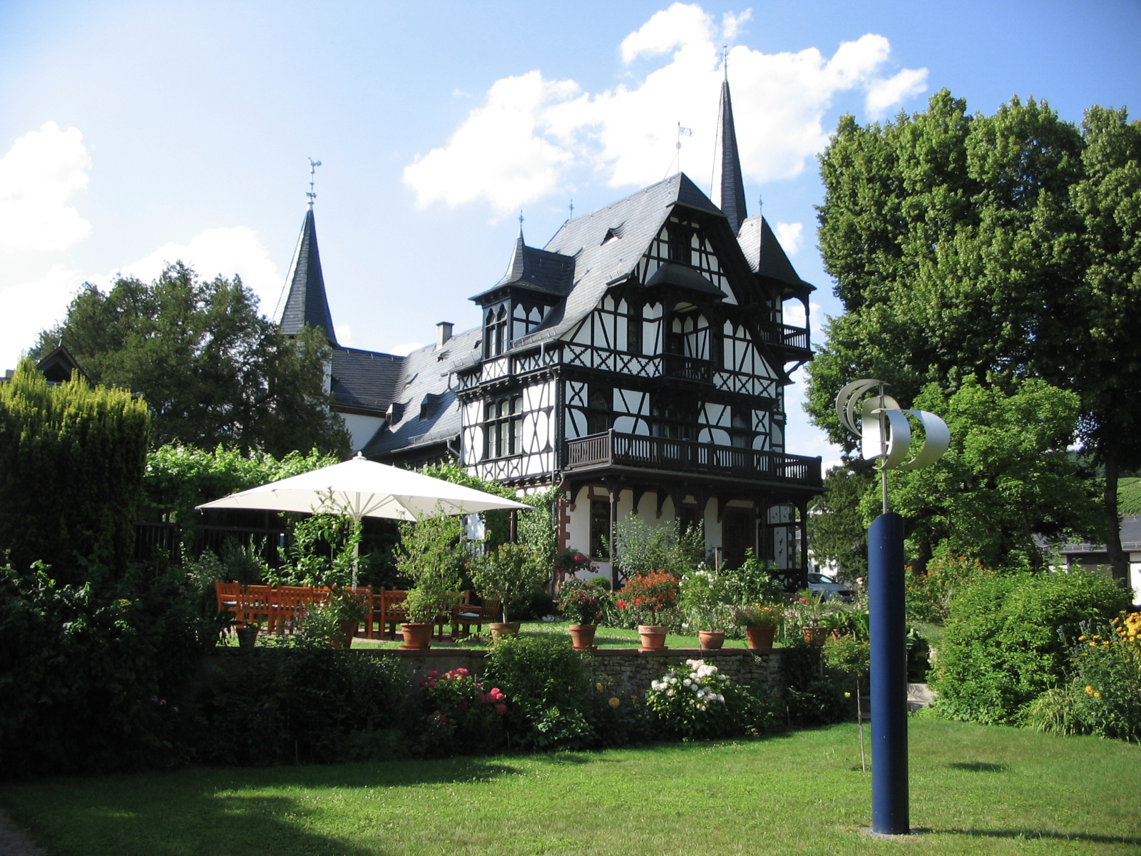 villa-sutton.jpg